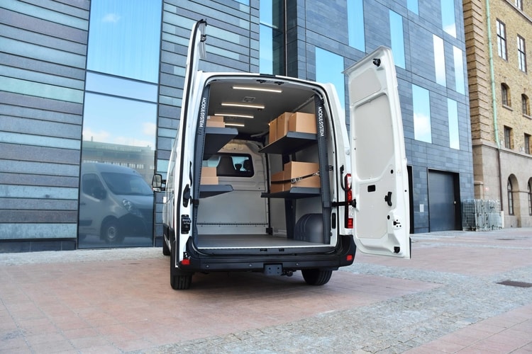 Transporter ausgestattet mit Modul-Express-Einrichtung, in denen die Pakete untergebracht sind