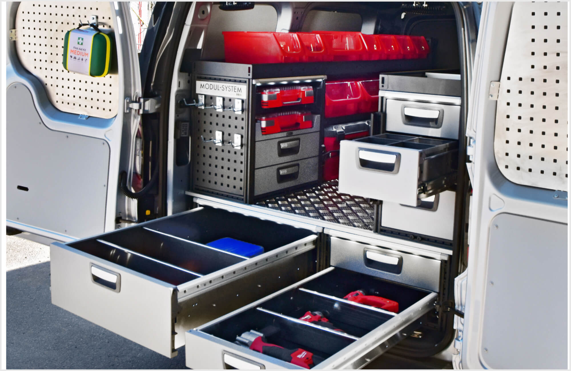 Optimierung der Fahrzeugeinrichtungen für Lieferwagen